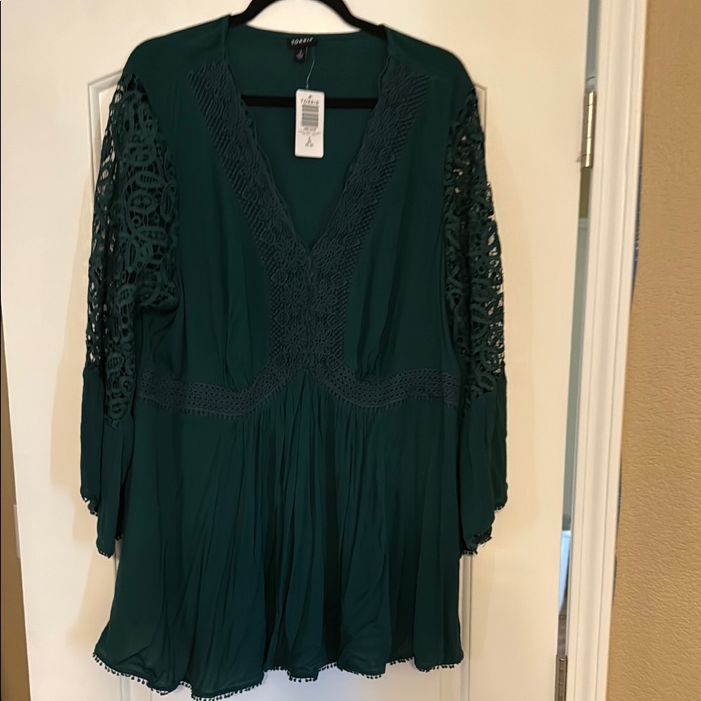 Torrid Green 3/4 Sleeve Relaxed Blouse
